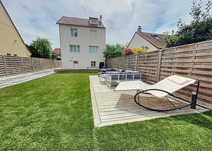 Дом отдыха Jungle Le Mesnil-Saint-Denis